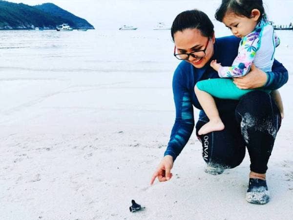 Gambar percutian Nor Idalina ke Terengganu pada awal tahun lalu terpilih sebagai pemenang minggu keempat.