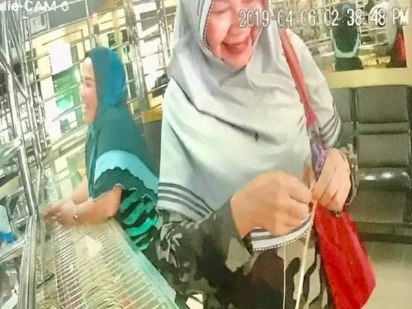 Dua suspek wanita yang sedang dikesan polis bagi membantu siasatan kes kecurian. - Foto ihsan polis