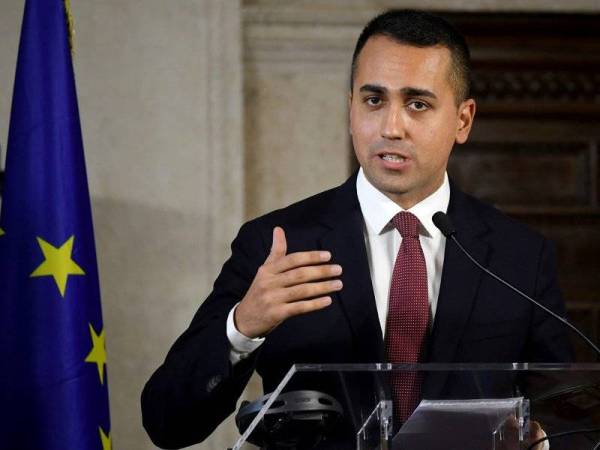 Menteri Luar Itali, Luigi Di Maio mengumumkan sekatan itu pada Jumaat. - Agensi 