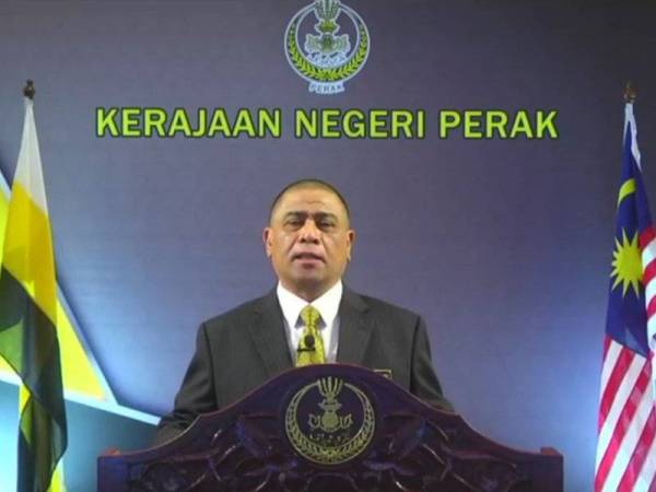 Saarani menyampaikan Eksekutif Talk dan Perutusan Tahun Baharu 2021 bersama penjawat awam secara maya yang disiarkan secara langsung di Facebook pada Isnin.