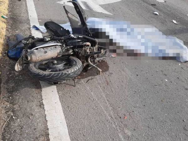 Penunggang dan pembonceng motosikal antara yang maut dalam kemalangan di simpang Marabahai Spurs, Jalan Berungis-Tenghilan, Tuaran.