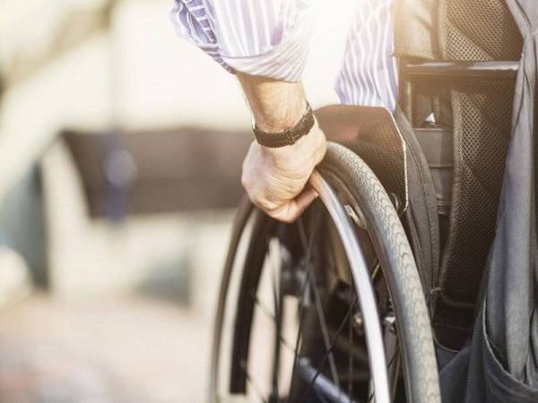 Sektor kerajaan dan korporat disaran supaya membuka peluang pekerjaan kepada golongan OKU ketika negara berdepan dengan Covid-19.