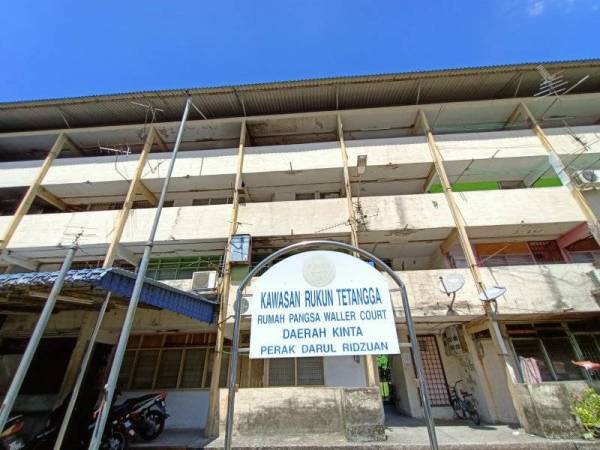 Pangsapuri Waller Court dahulunya turut dilengkapi dengan kemudahan klinik dan rukun tetangga.