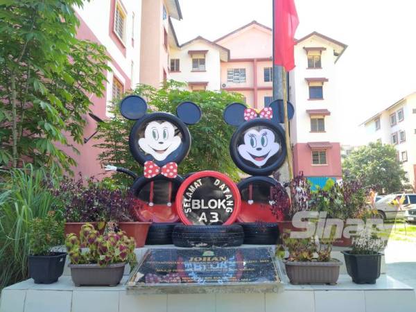 Salah satu blok di PPR Harmoni Paya Nahu 2 yang memenangi pertandingan keceriaan dianjurkan tahun lalu.