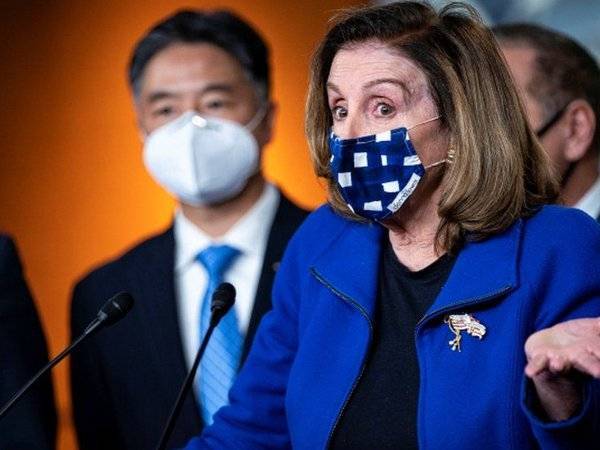 Pelosi mengecam tindakan pengecut anggota Republikan yang membebaskan Trump daripada pertuduhan menghasut rusuhan ganas di Capitol pada 6 Januari lalu. - Foto: AFP