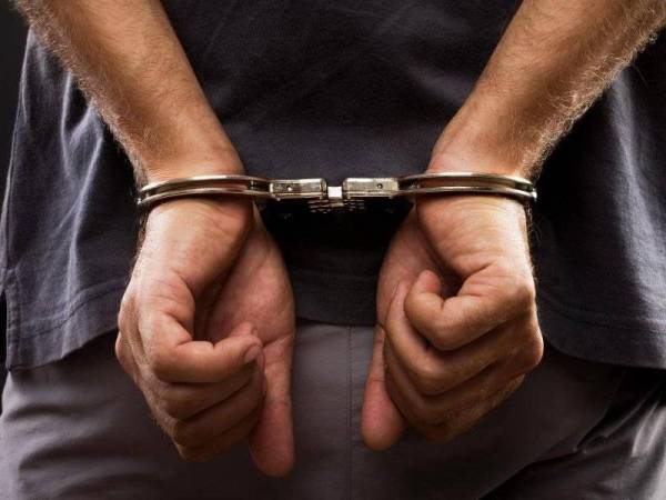 Suspek akan didakwa kerana memiliki dadah serta tinggal lebih masa di Thailand.