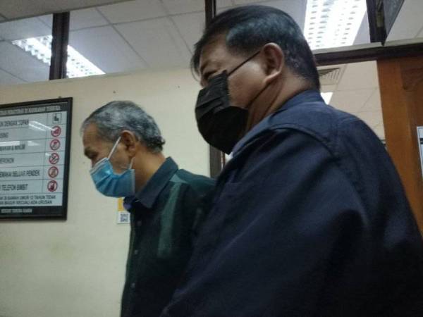 Tertuduh dikenakan denda RM10,000 selepas mengaku salah memalsukan dokumen tiga tahun lalu.