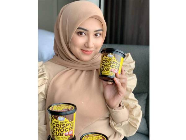 Tengku Norhanim menggalakkan orang ramai menyertai peraduan PKPNimsXSinar yang menawarkan hadiah wang tunai lumayan.