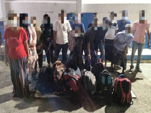 Semua PATI yang ditahan dibawa ke Balai Polis Tanjong Karang untuk tindakan lanjut.