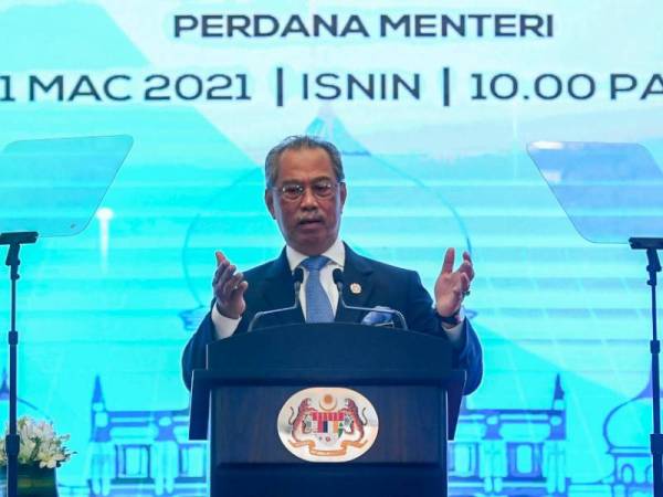 Muhyiddin menyampaikan Amanat Perdana sempena Setahun Malaysia Prihatin di Pusat Konvensyen Antarabangsa Putrajaya hari ini. - Foto Bernama