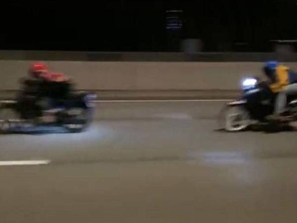 Polis menahan lima remaja yang menunggang motosikal secara berbahaya di sekitar ibu negara, pada Ahad.