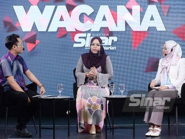 Dari kiri, Ismail, Fadwah, Sharifah Syahirah dan Kasthuri dalam Wacana Sinar Harian Siri ke-237 yang disiarkan menerusi dalam talian pada Selasa. - FOTO ROSLI TALIB
