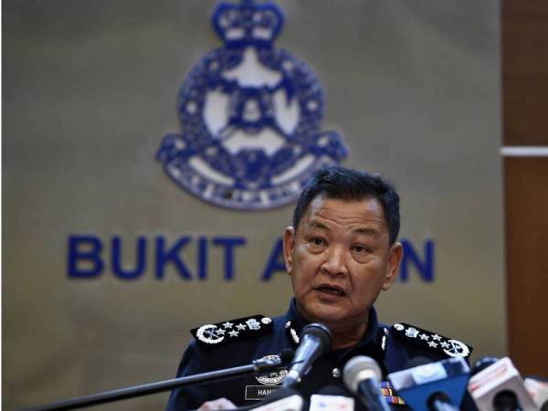 Abdul Hamid pada sidang media khas di Ibu Pejabat Polis Bukit Aman hari ini. - Foto Bernama