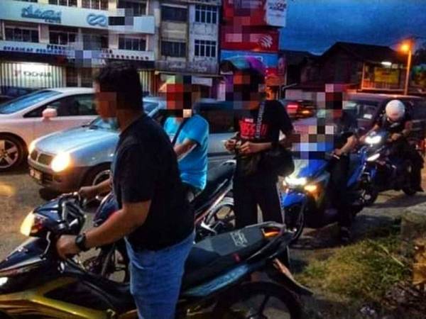 Antara motosikal yang diperiksa dalam operasi khas yang telah dijalankan selama empat hari sejak Isnin lalu di sekitar bandar Bentong. Foto ihsan PDRM