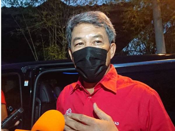 Mohamad ketika ditemui pemberita di Villa D'Acqua Homestay Masjid Tanah, di sini, pada petang Isnin.