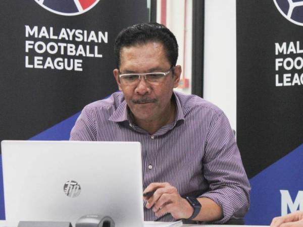 Ab Ghani ketika mengadakan taklimat secara dalam talian bersama ketua pegawai eksekutif kelab-kelab Liga-M pada Isnin. - Foto Malaysian Football League