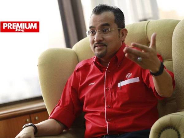 Asyraf ketika ditemubual Sinar Harian di Pejabat Ketua Pemuda UMNO