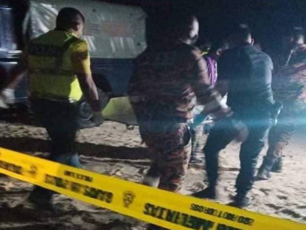 Operasi mencari dan menyelamat dijalankan di Pantai Kandis bagi mengesan dua lagi yang masih hilang. Foto internet