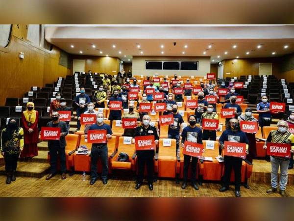 MyIkram Bikers (MIB), TM Bikers, Graftbusterriders dan SPRM menyatakan sokongan terhadap usaha Sinar Harian yang menggerakkan Rasuah Busters.