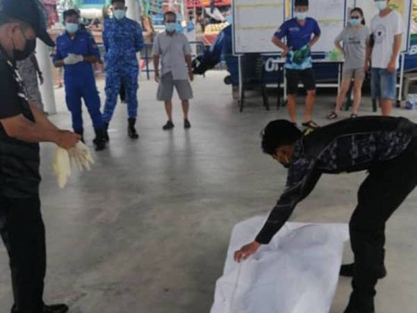 Mayat nelayan warga Indonesia yang dilaporkan hilang sejak Isnin ditemukan pasukan penyelamat pagi Selasa.