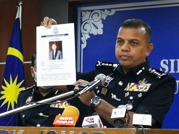 PDRM membuat permohonan kepada Interpol untuk mengesan dan menangkap Nicky Liow yang disyaki mendalangi sebuah kumpulan jenayah terancang di negara ini.