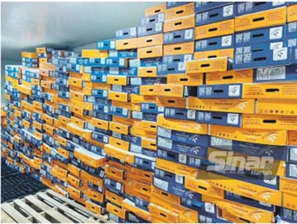 Bilik sejuk yang suhunya -5 darjah celsius untuk menempatkan kurma supaya tahan lebih lama.