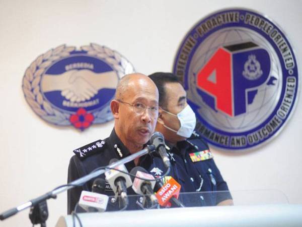 Arjunaidi dalam sidang akhbar di IPK Selangor pada Jumaat.