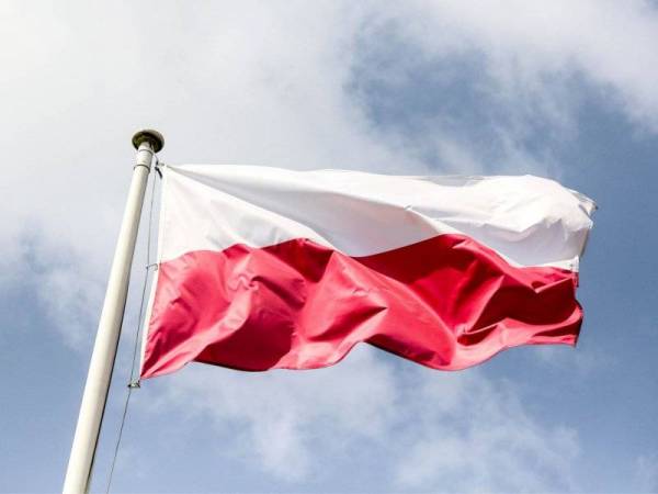 Poland mengusir tiga diplomat Rusia kerana didapati melanggar status diplomatik dan melakukan kegiatan yang merugikan republik itu. - Foto 123RF
