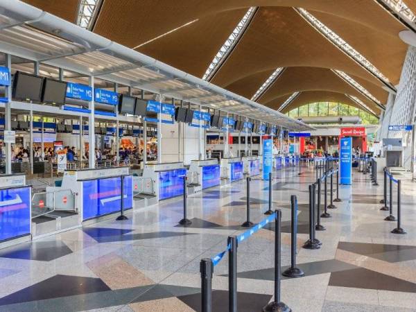 MAHB catat penurunan sebanyak 76.8 peratus dengan 5.9 juta trafik penumpang bagi suku pertama 2021. Foto 123RF