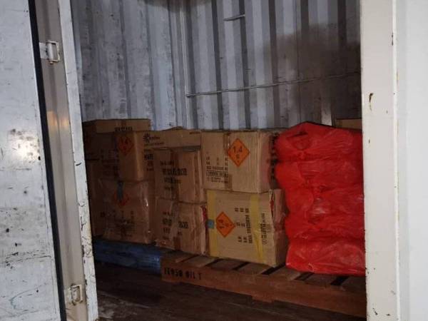 Sebahagian daripada mercun yang dirampas. Foto Ihsan PGA