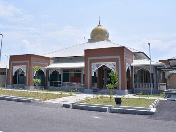 Masjid MTNP di tutup kepada orang ramai bermula Rabu.