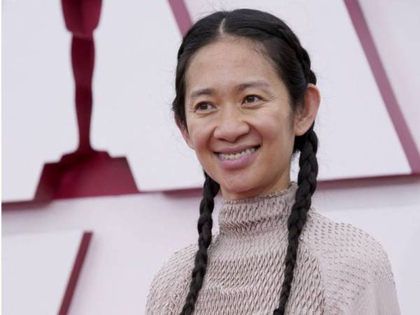 Asian Woman memenangkan Oscar Sutradara Film Terbaik