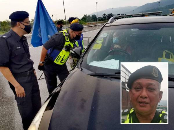 Mohd Ariff membuat pemeriksaan kenderaan yang melalui Tol Ainsdale, pada Jumaat. Gambar kecil: Mohd Ariff Md Hanuddin