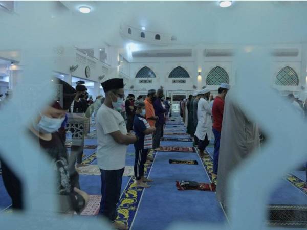 Solat Hari Raya Aidilfitri dibenarkan kecuali di kawasan PKPD.