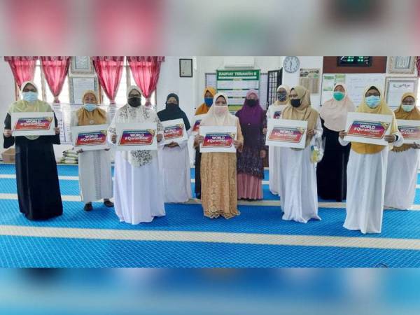 Wanita Pertubuhan Kebajikan Islam Malaysia (Perkim) Negeri Sembilan turut menyokong program World #QuranHour.
