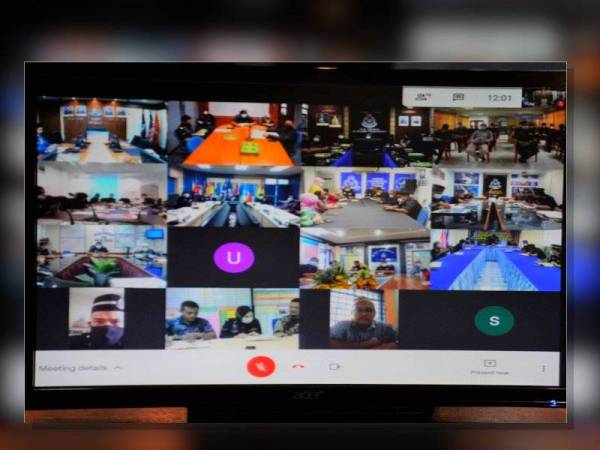 PDRM Kelantan menjayakan program World #QuranHour secara dalam talian menggunakan aplikasi Google Meet.
