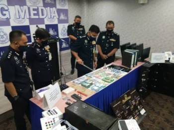 Mahkamah benar pelepasan sementara pasport Ahmad Zahid