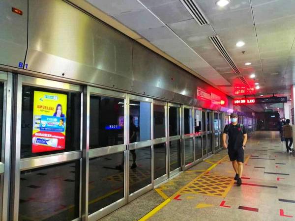 Keadaan di Stesen KLCC ketika tinjauan dilakukan pada Selasa.