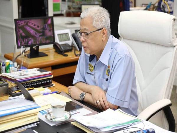 Ismail Sabri. - Foto FB Kementerian Pertahanan Malaysia