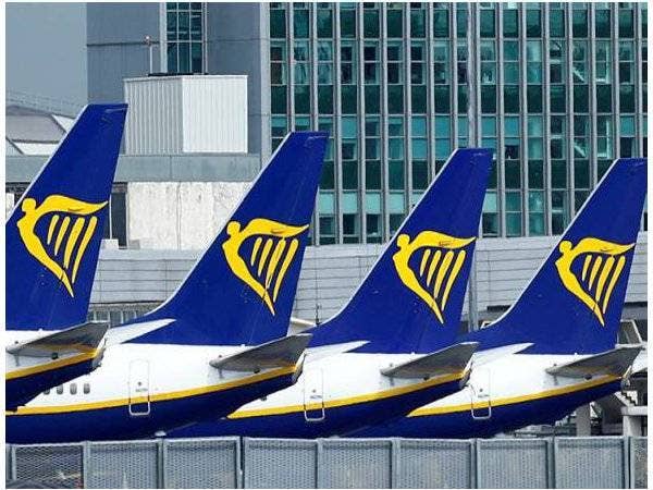 Ryanair memaklumkan anak kapal penerbangan dari Ibiza ke Milan Bergama pada 26 Mei lepas meminta bantuan pihak polis sebaik mendarat. - Gambar hiasan