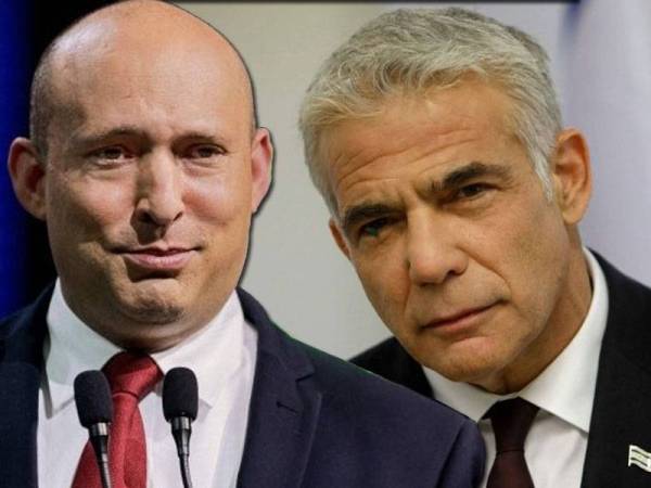 Naftali Bennett dan Yair Lapid - Foto AFP