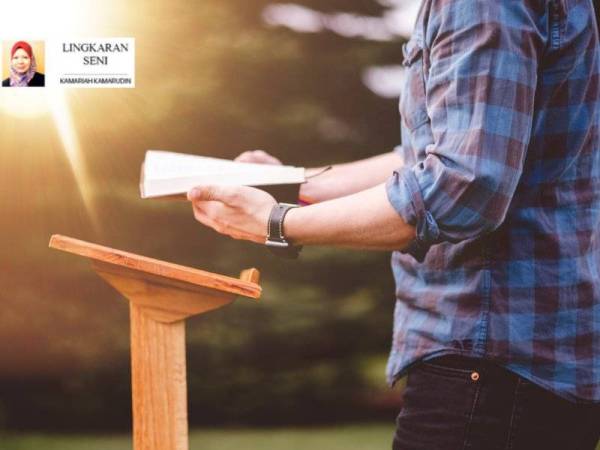 Pengarang seharusnya menggunakan anugerah Tuhan untuk kesejahteraan dan keamanan dunia sejagat, bukan untuk kemasyhuran yang melalaikan.