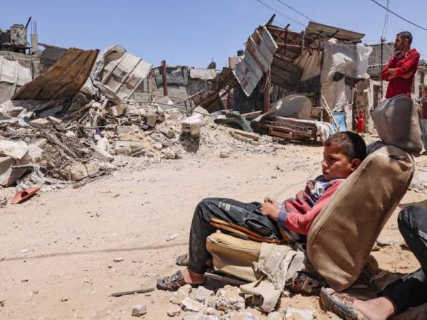 Penduduk Palestin masih dijajah rejim Zionis walaupun berpuluh-puluh kali perubahan kepimpinan berlaku di Israel. - AFP