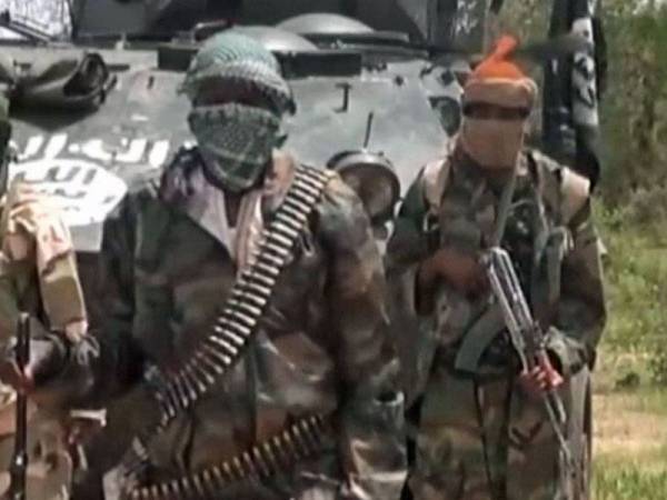 Kumpulan Boko Haram dikenali dengan aktiviti seperti serangan bom, penculikan dan menyerang penjara-penjara di Nigeria. - Foto AFP