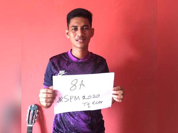 Mohammad Faisal Amir Rosli yang menyertai Program Latihan Kemahiran Akademik Empower Wilayah Ekonomi Pantai Timur (ECER) Universiti Malaysia Kelantan (UMK) mencatat keputusan 8A dalam peperiksaan Sijil Pelajaran Malaysia (SPM) 2020.