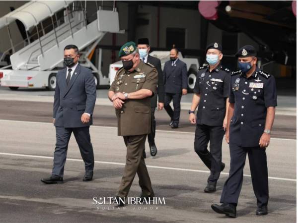 Sultan Ibrahim berkenan berangkat menghadiri Perbincangan Khas Majlis Raja-Raja di Istana Negara, pada Rabu. - Foto Facebook Sultan Ibrahim Sultan Iskandar 