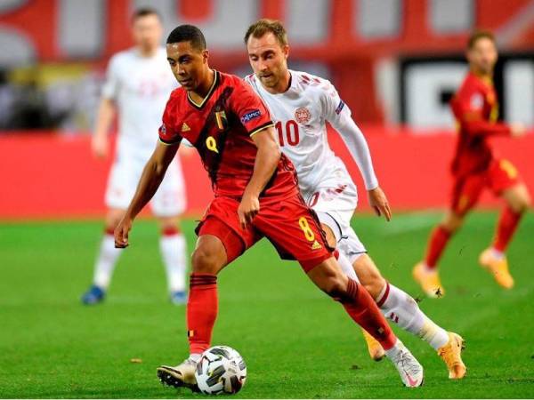 Aksi Tielemans bersama Eriksen pada saingan UEFA Nations League tidak lama dahulu.