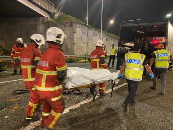 Dua mangsa yang maut diserahkan kepada pihak polis untuk tindakan lanjut.