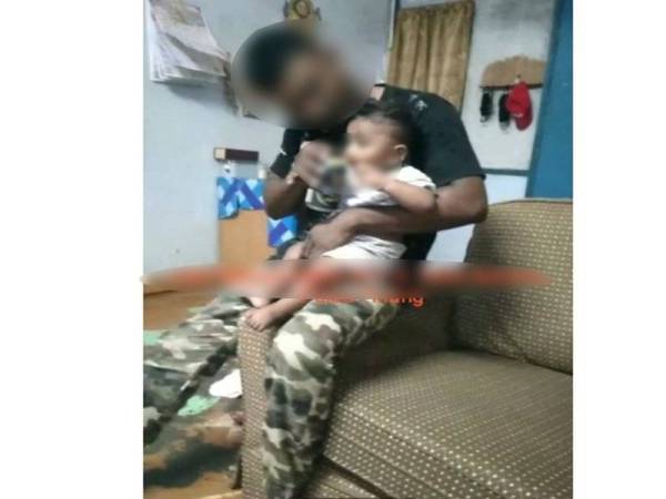Tular video berdurasi 30 saat yang memaparkan tindakan seorang lelaki yang menyuap arak kepada bayi.