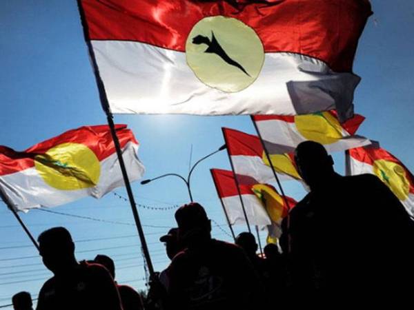 UMNO melalui Biro Politik memberi kata dua kepada kerajaan Muhyiddin agar segera membuka Parlimen.